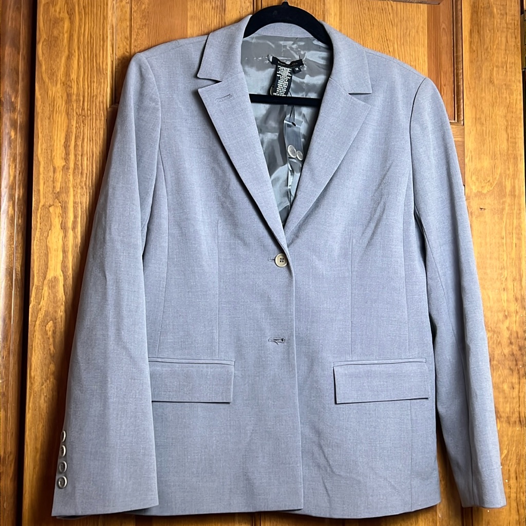 Women's Size 12 Bcbg Maxazria Gray Blazer New Without Tags (Buttons Attached)